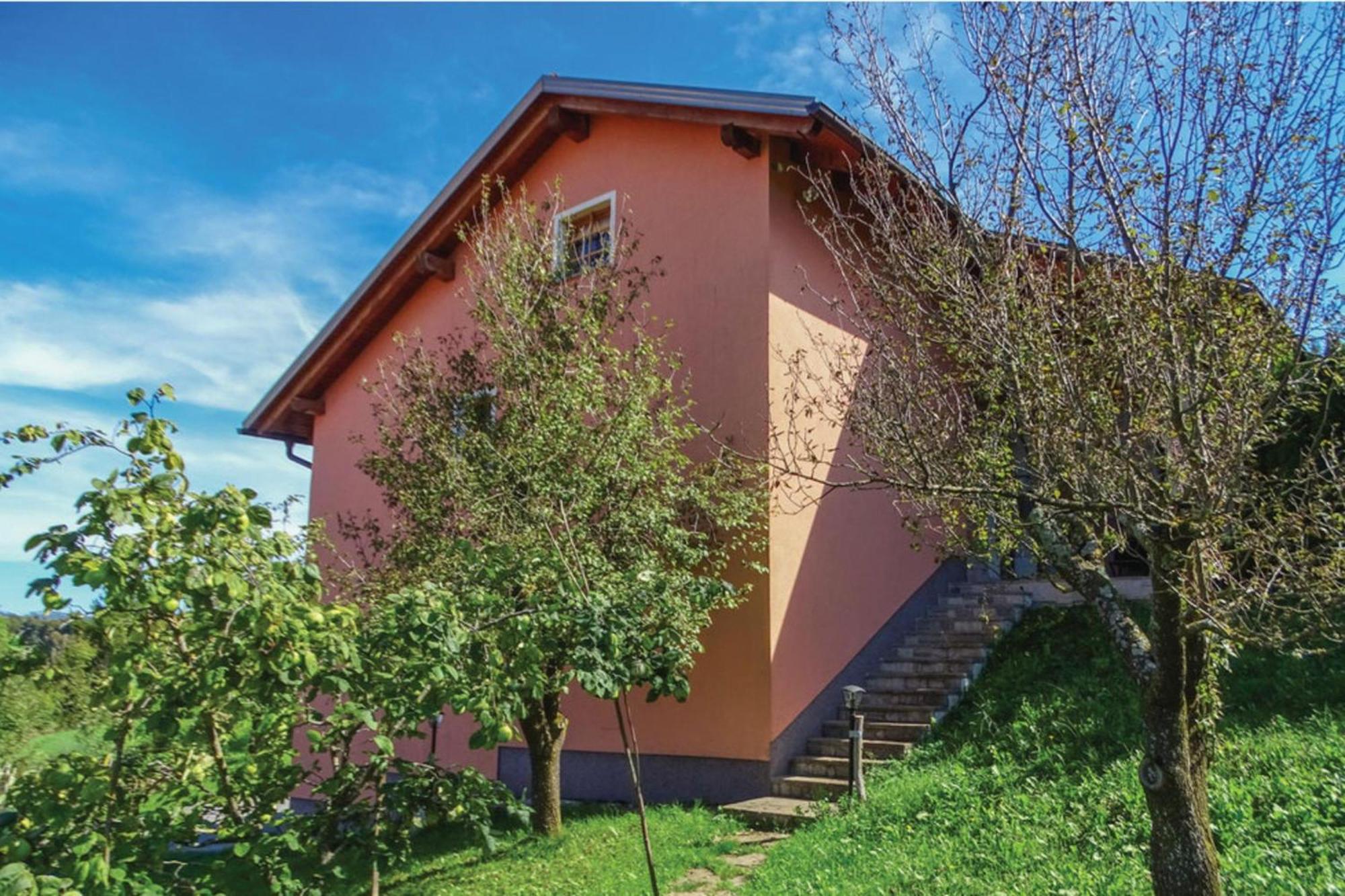 House Na Meji With Sauna - Happy Rentals พิฟกา ภายนอก รูปภาพ