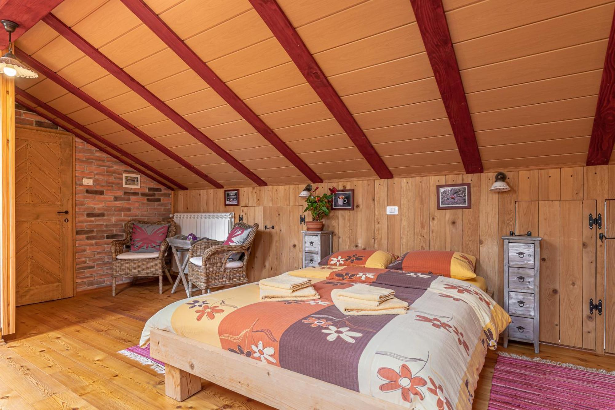 House Na Meji With Sauna - Happy Rentals พิฟกา ภายนอก รูปภาพ